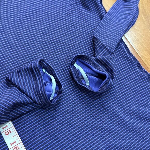 Patagonia Women's Capilene 2 Lightweight Polartec Top Purple Striped size M - Picture 5 of 8